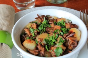Oyster Mushroom, Pearl Onion & Russet Potato Bake  IMG_3416_E_sm