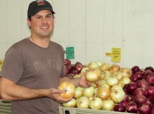 Robbie with Vidalia onions