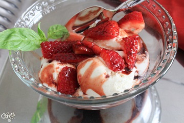 Sicilian-Style Local Strawberries in a Balsamic Reduction over Vanilla Bean Gelato_8105# (1 of 1)_360