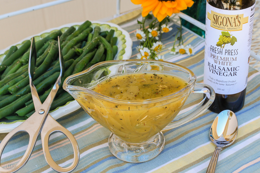 White Balsamic Vinaigrette Recipe - Savory Nothings