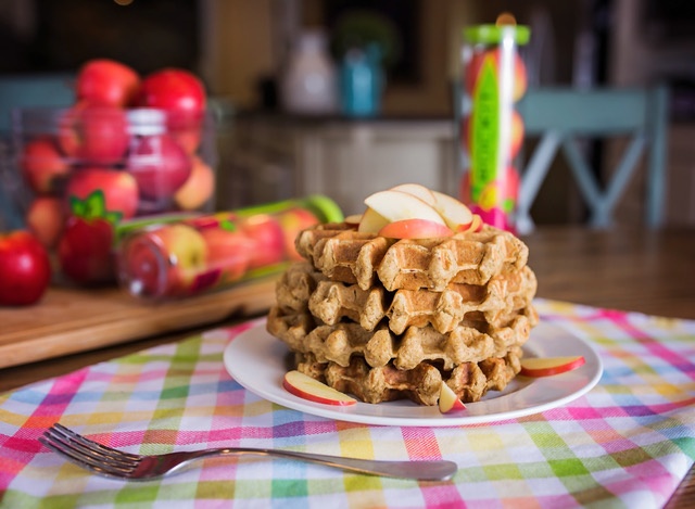 Rockit Apple  Perfect Snack-Size Apples grown in Chelan, Wa - Chelan Fresh