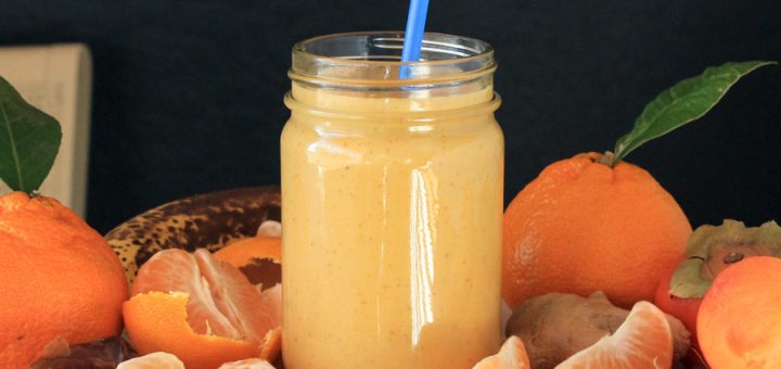 Creamy, Vitamin-C-Packed Satsuma & Persimmon Smoothie with Medjool Dates