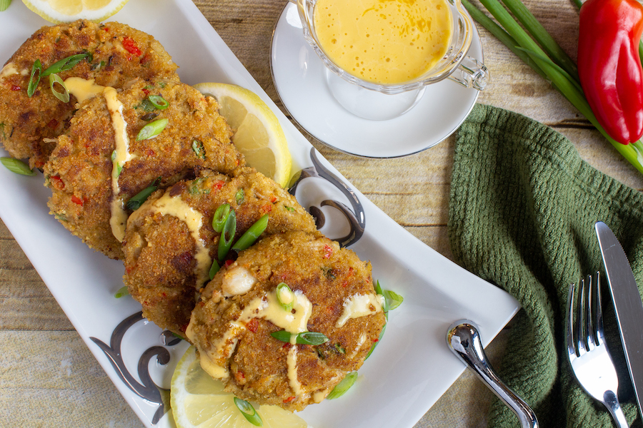 Panko-crusted crab cakes with Persian lime aioli
