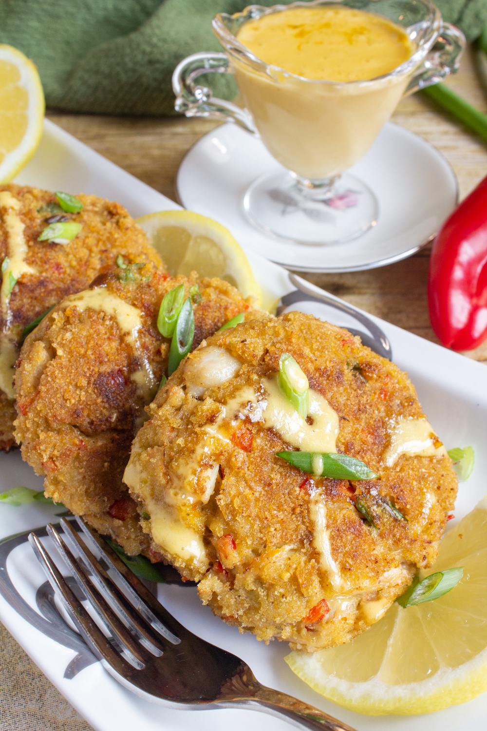 Panko-Crusted Crab Cakes with Persian Lime Aioli – Sigona's Farmers Market